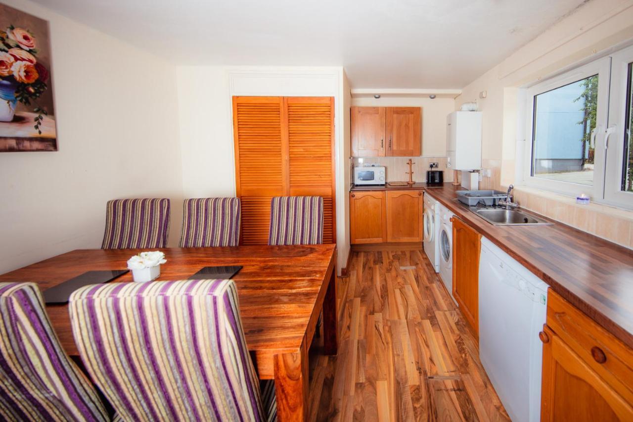 Fab Arthur Seat Views, Old Town Apartment Edinburgh Buitenkant foto