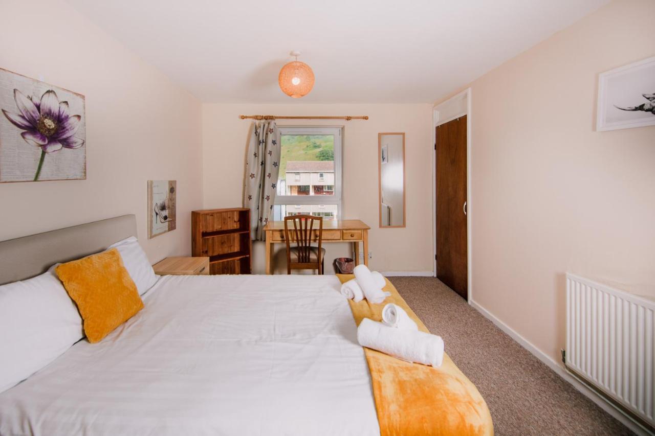 Fab Arthur Seat Views, Old Town Apartment Edinburgh Buitenkant foto