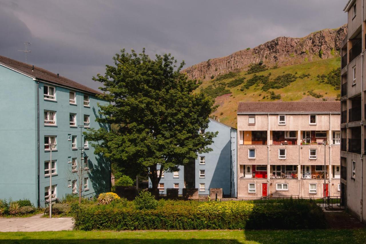Fab Arthur Seat Views, Old Town Apartment Edinburgh Buitenkant foto
