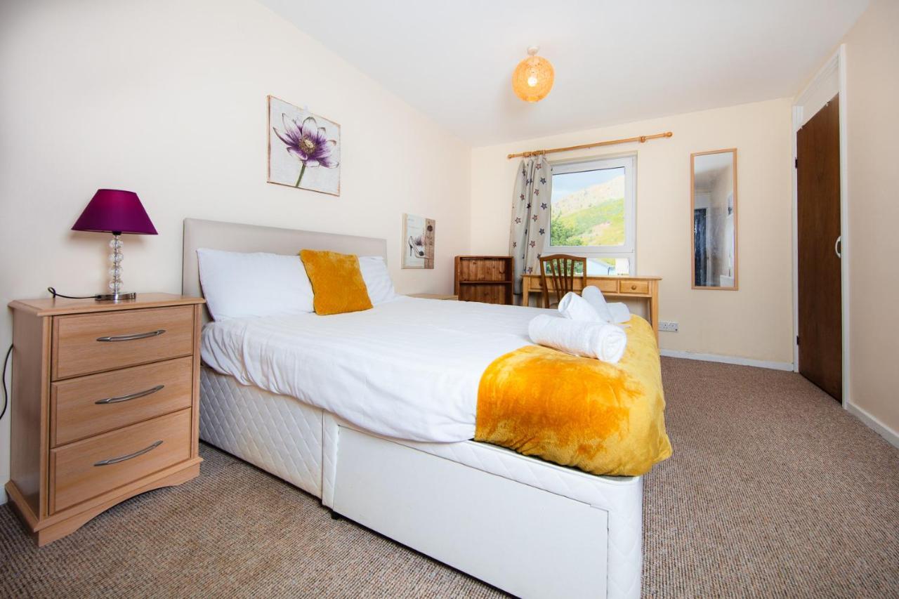 Fab Arthur Seat Views, Old Town Apartment Edinburgh Buitenkant foto