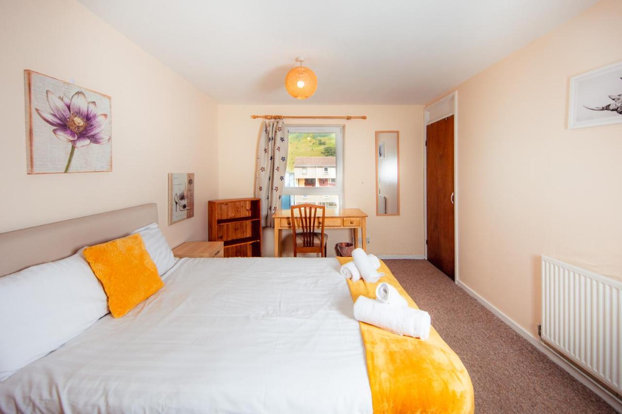 Fab Arthur Seat Views, Old Town Apartment Edinburgh Buitenkant foto