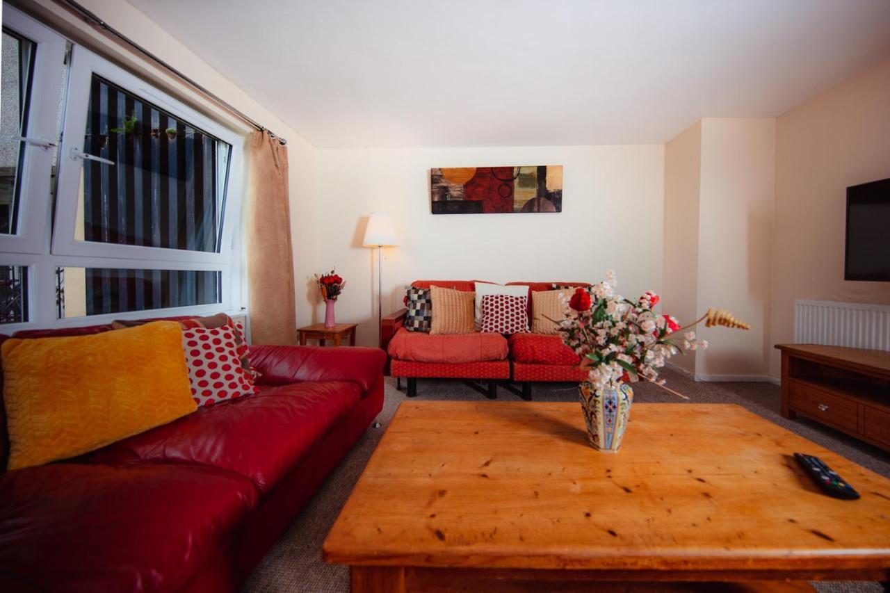 Fab Arthur Seat Views, Old Town Apartment Edinburgh Buitenkant foto