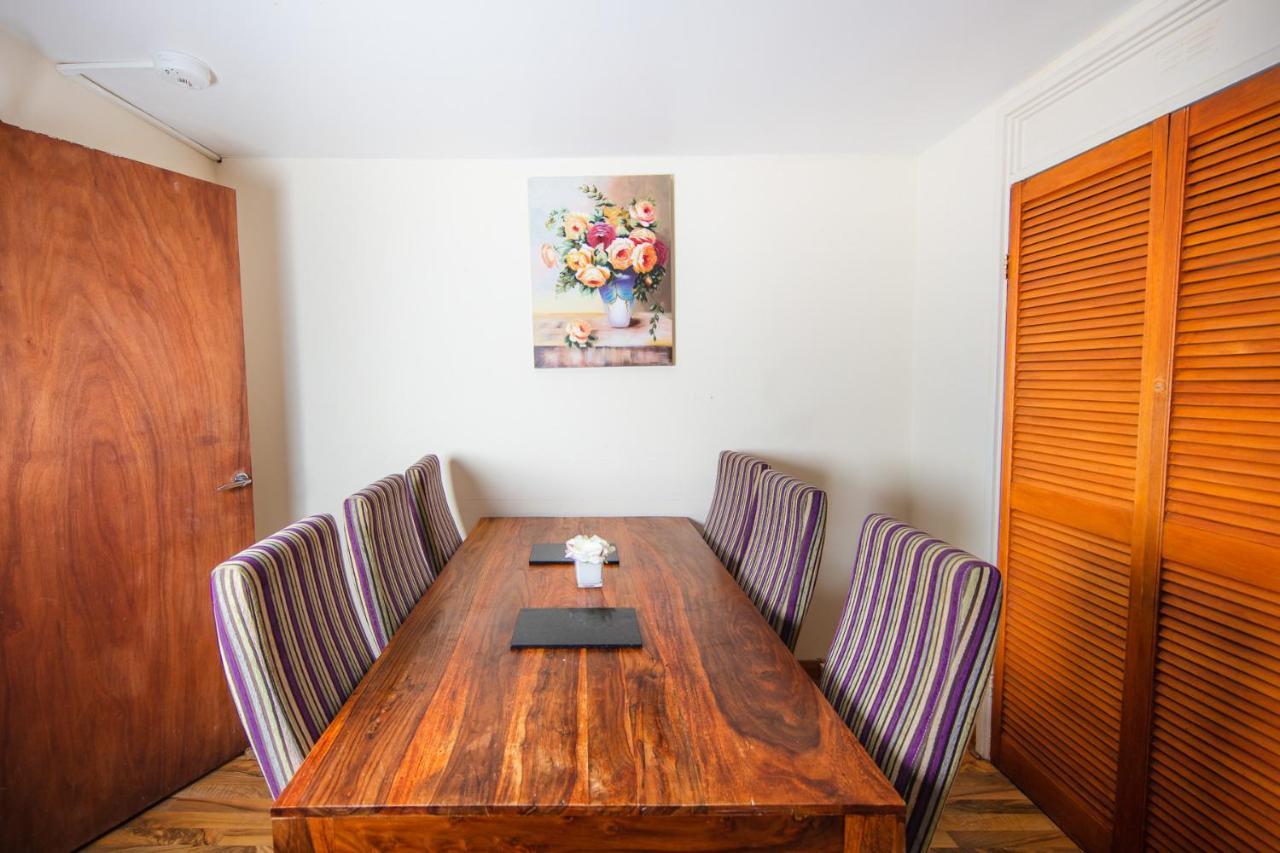Fab Arthur Seat Views, Old Town Apartment Edinburgh Buitenkant foto