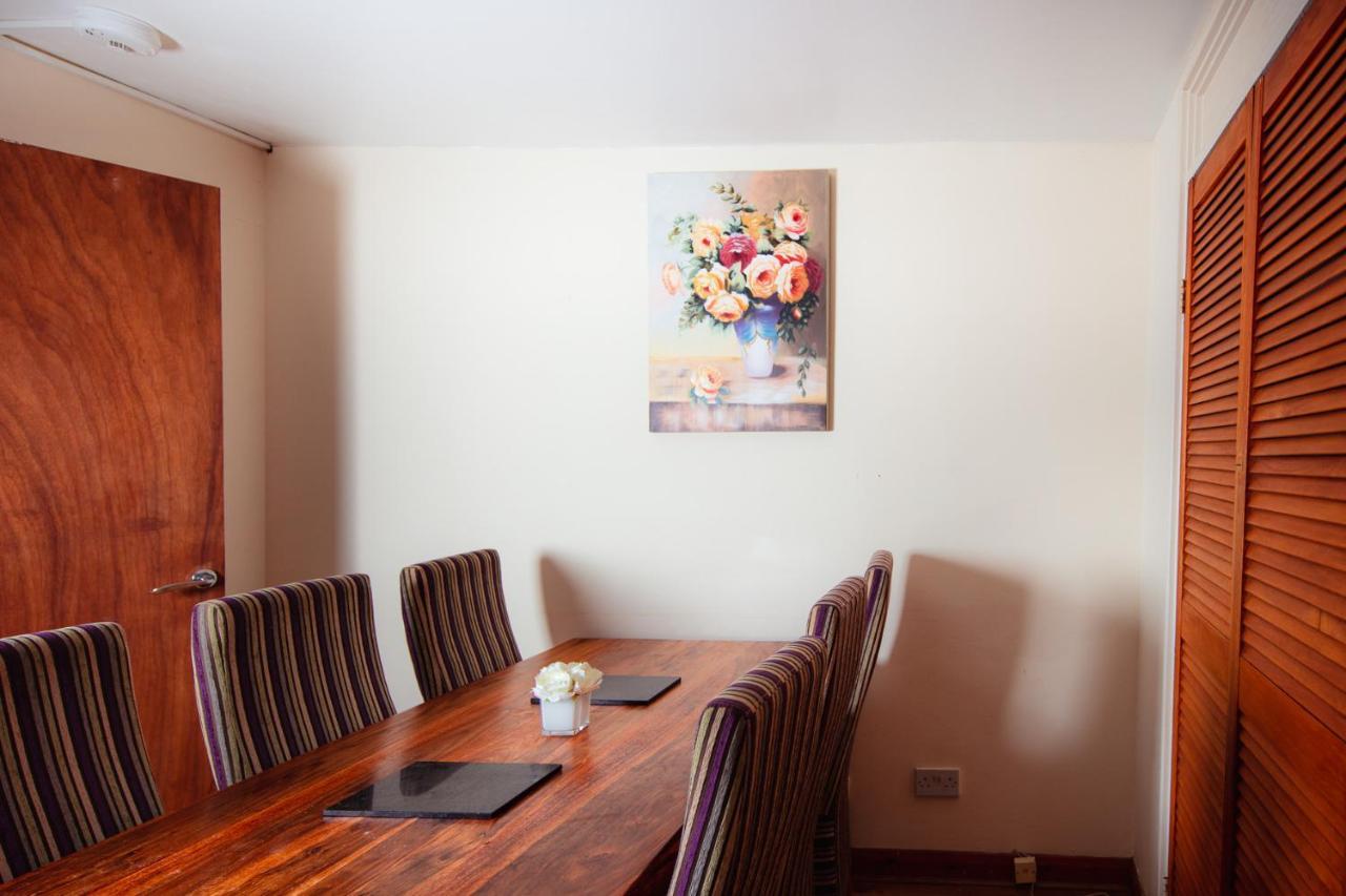 Fab Arthur Seat Views, Old Town Apartment Edinburgh Buitenkant foto